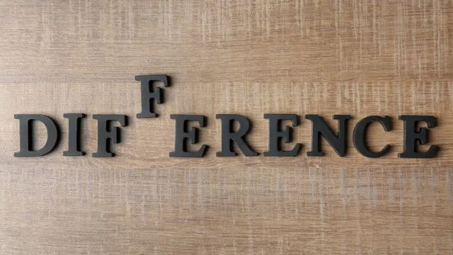 海外　SNS　マーケティング　違い